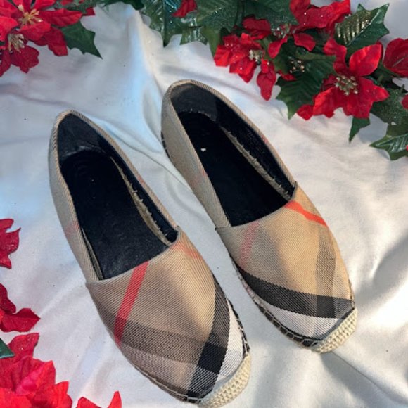 Burberry Nova Check Espadrilles - Picture 3 of 9